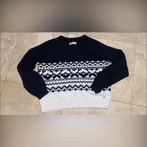 NWOT HOLLISTER CALIFORNIA black and off white festive winter pattern sweater